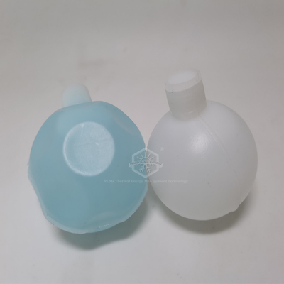 boule de refroidissement sphérique de HDPE du PCM encapsulée par 65mm 5℃ pour le stockage de l'énergie thermique